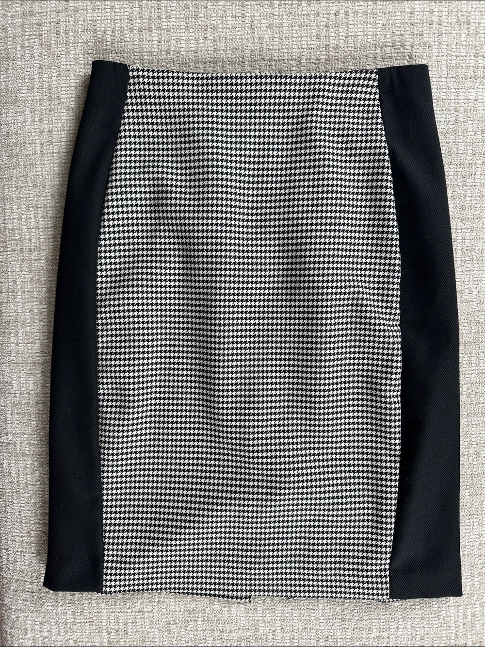 WHBM Houndstooth Pencil Skirt